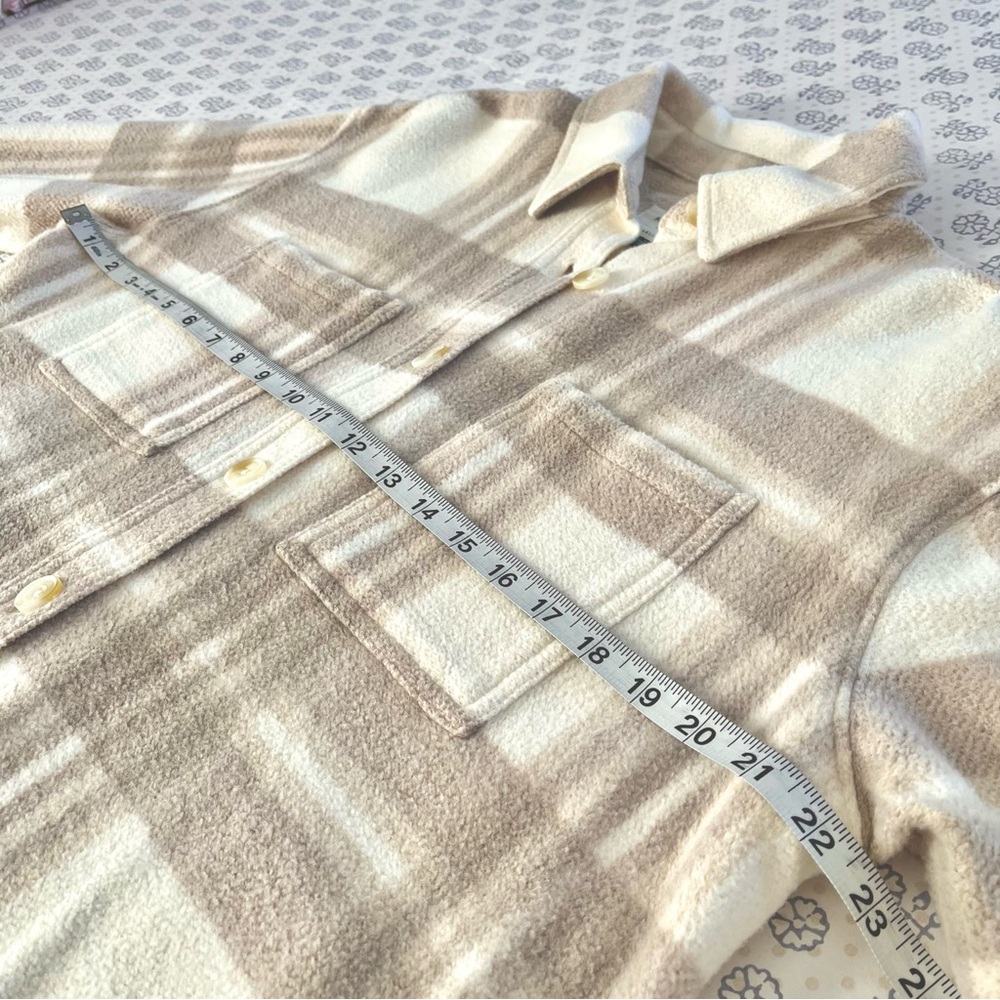 AE American Eagle Fleece Plaid Shacket Beige S - Picture 8 of 9